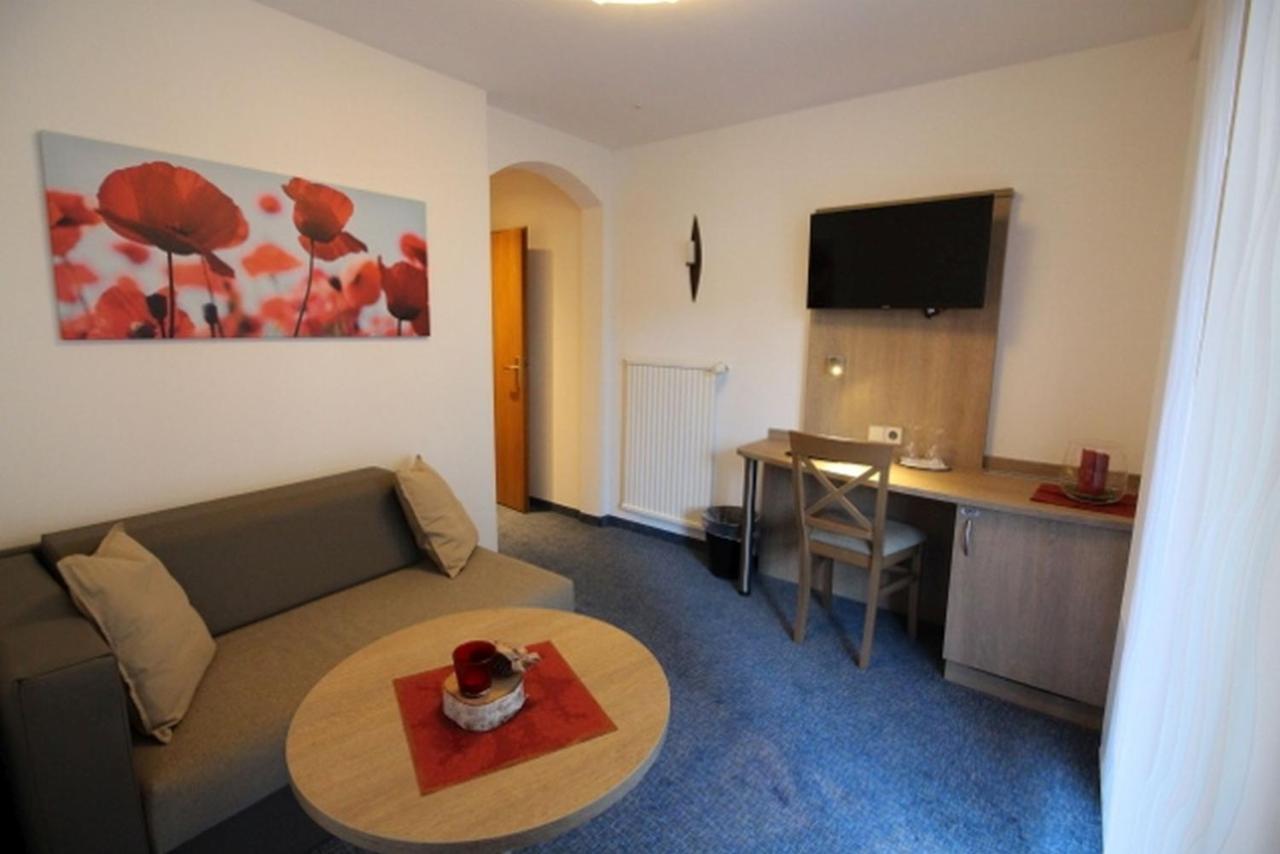 Hotel Garni Café Räpple Bad Peterstal-Griesbach Exteriör bild